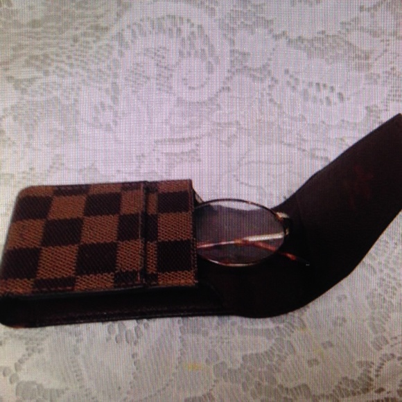 Vintage Louis Vuitton Damier Cigarette-Eye Glass Case - Picture 4 of 8